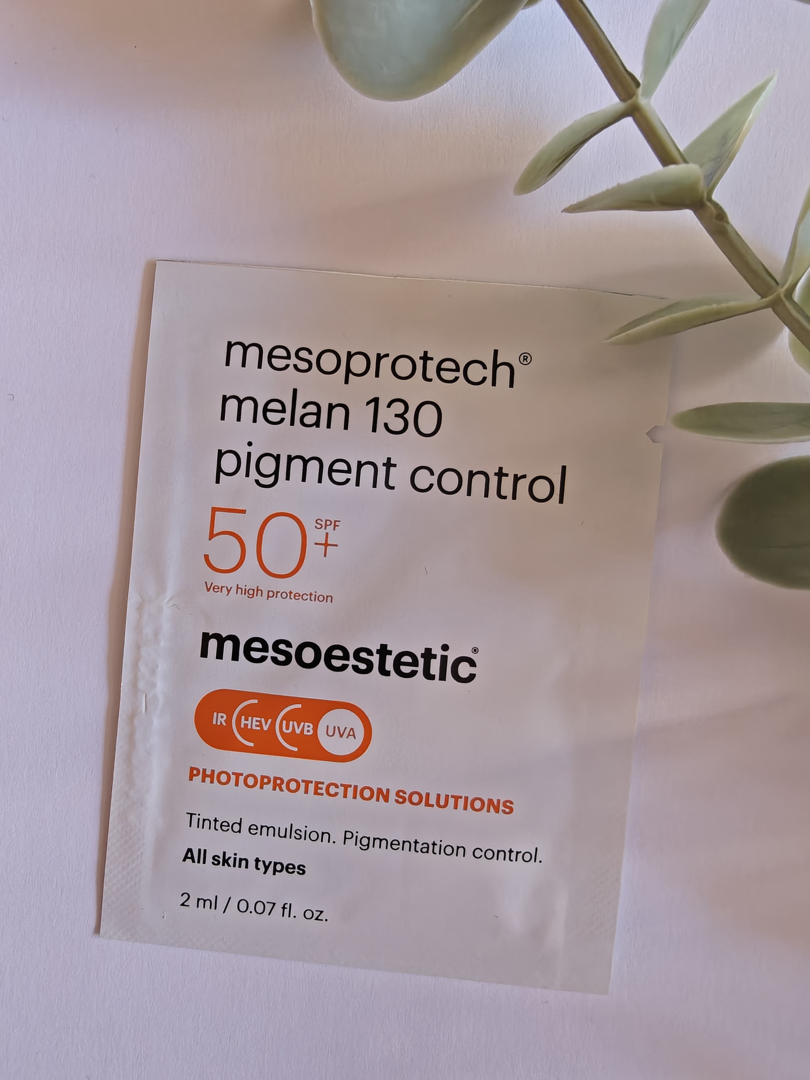 Mesoestetic Mesoprotech Melan 130 Pigment Control SPF 50+ Vareprøve 2 ml