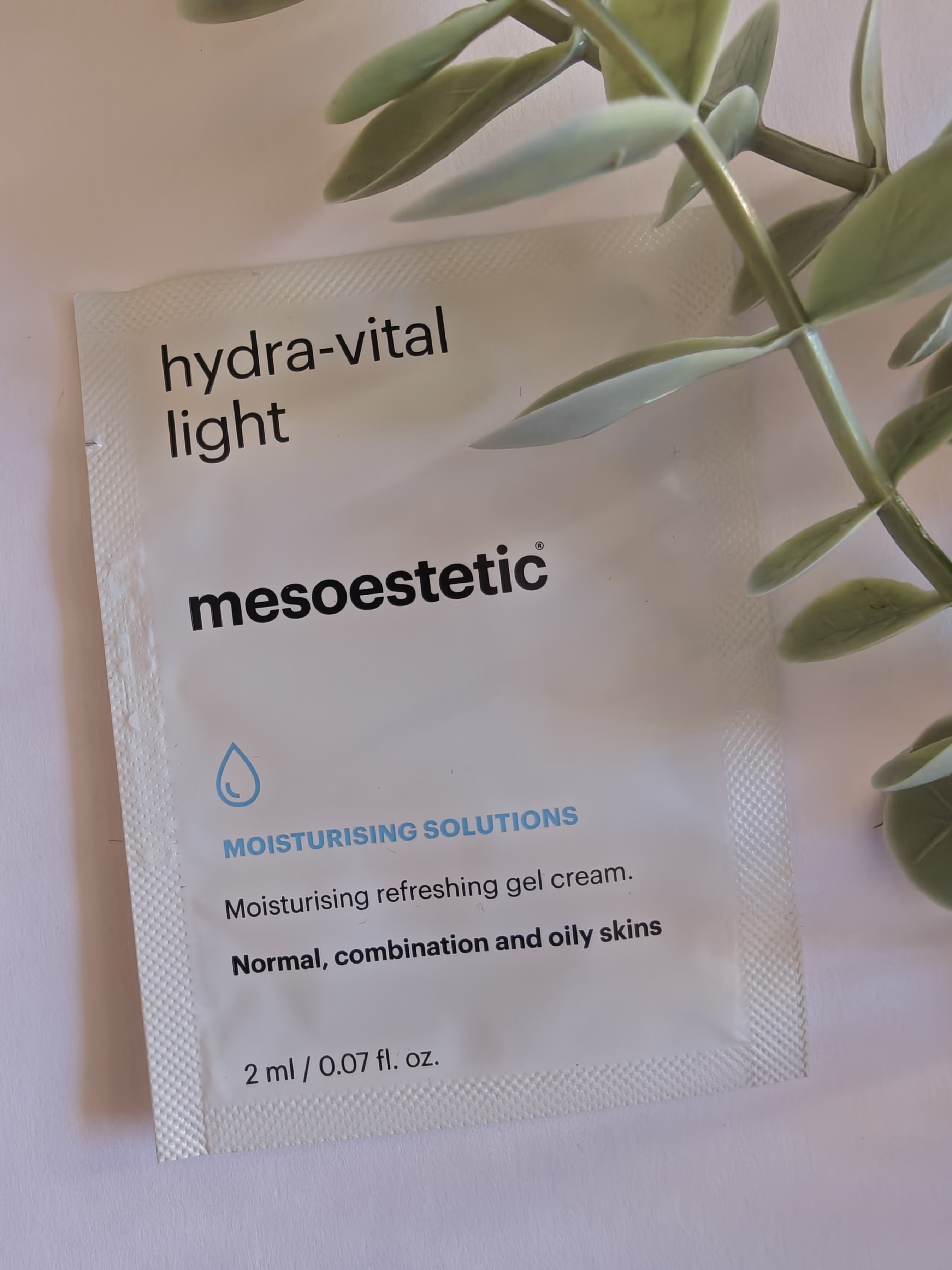 Mesoestetic Hydra-Vital Light Vareprøve 2 ml