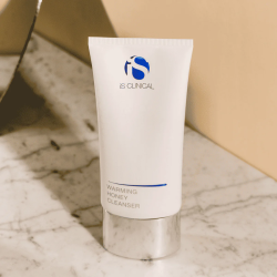 iS CLINICAL Warm Honey Cleanser 120 g