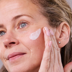 Evolve Age Defying Multipeptide Cream 60 ml