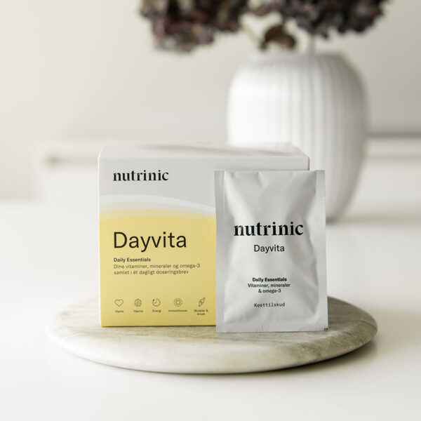 Se Nutrinic Dayvita Daily Essentials 30 breve hos Staybeautiful